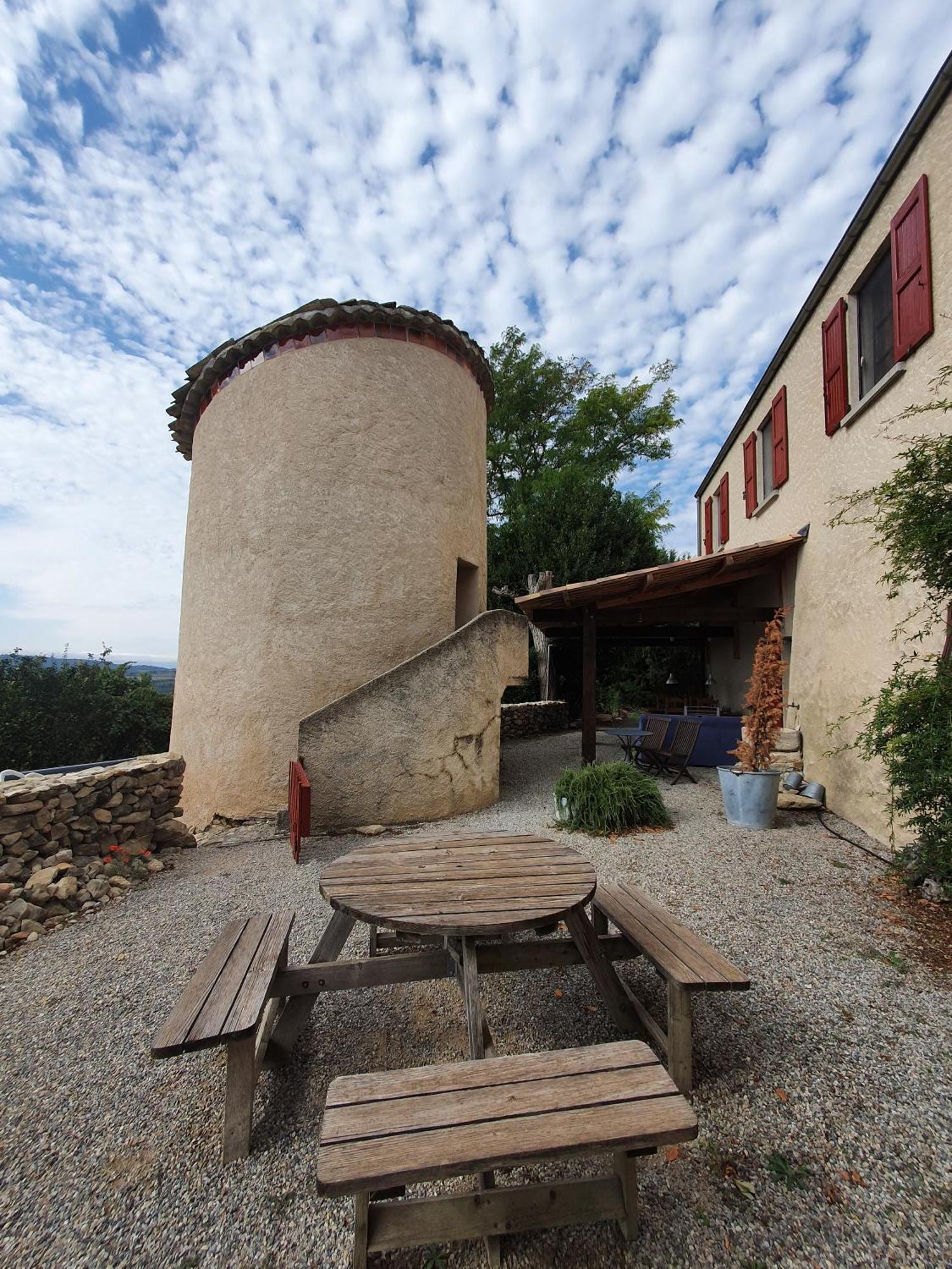 La Petite Grande Lurs Exterior foto