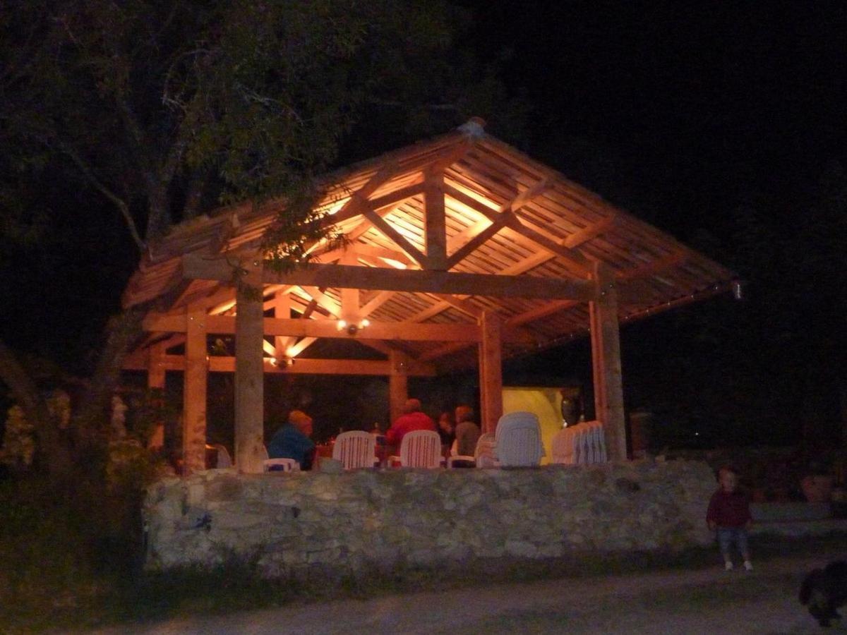 La Petite Grande Lurs Exterior foto